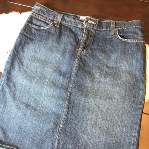 Old Navy Stretch Blue Jean Skirt. Size 10.